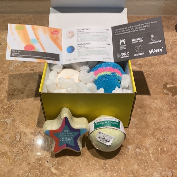 Pier 1 Other - Bath bomb bundle